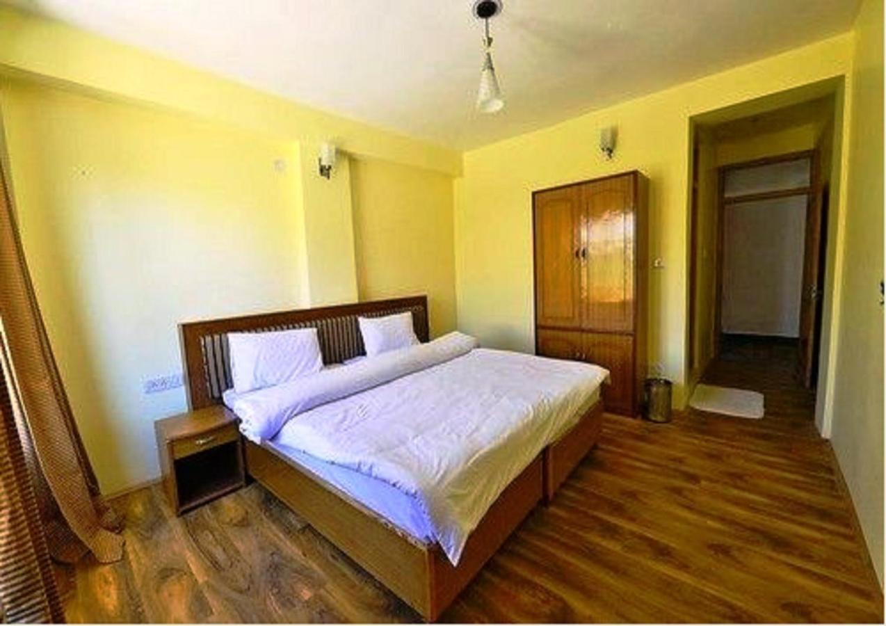 Отель Himalayan Residency Ladakh Лех Экстерьер фото