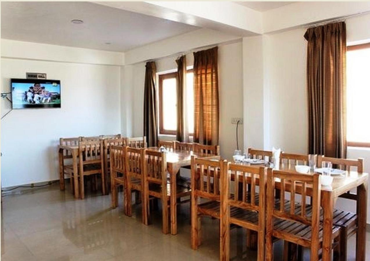 Отель Himalayan Residency Ladakh Лех Экстерьер фото