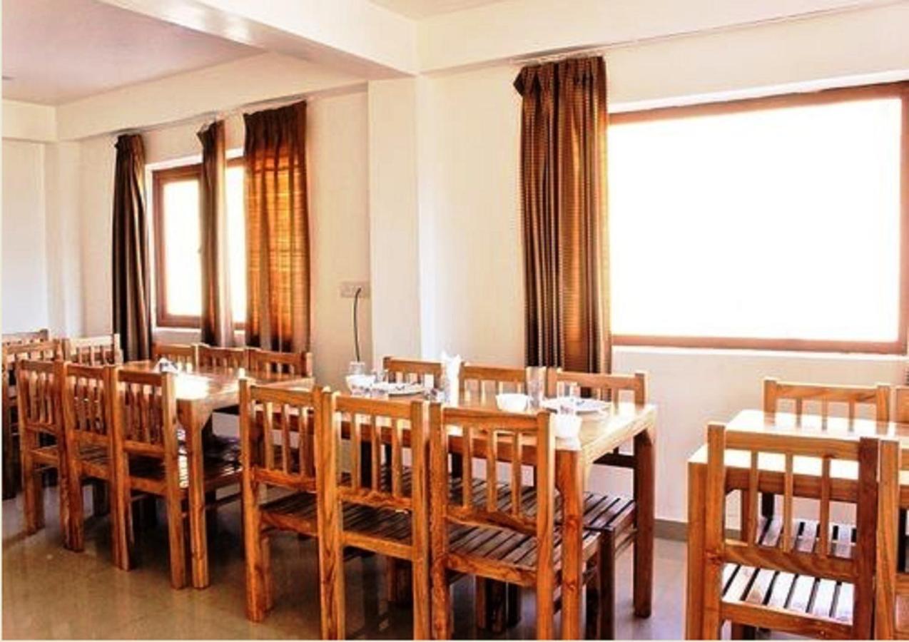 Отель Himalayan Residency Ladakh Лех Экстерьер фото